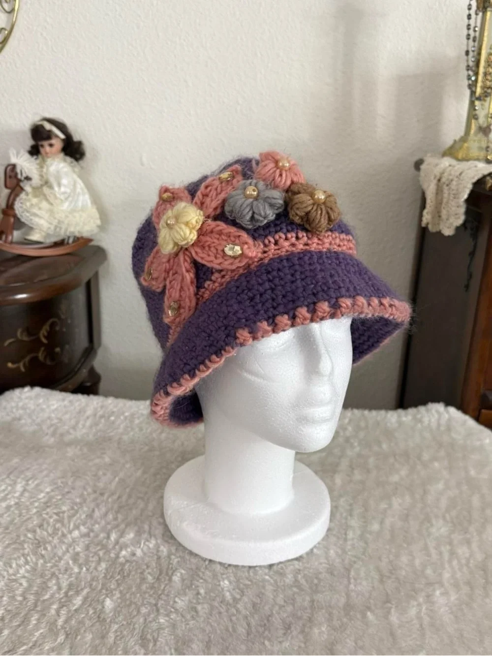 BNWT whimsical fairy grunge quirky crochet floral hat